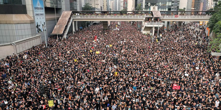  VIDEO. Proteste prodemocratice de amploare în Hong Kong